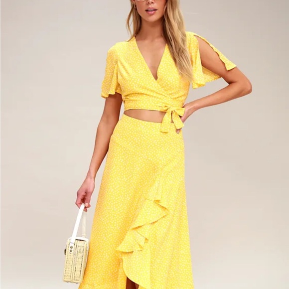 ❤️Lulus Cute Yellow Polkadot Ruffle Skirt - Picture 7 of 7